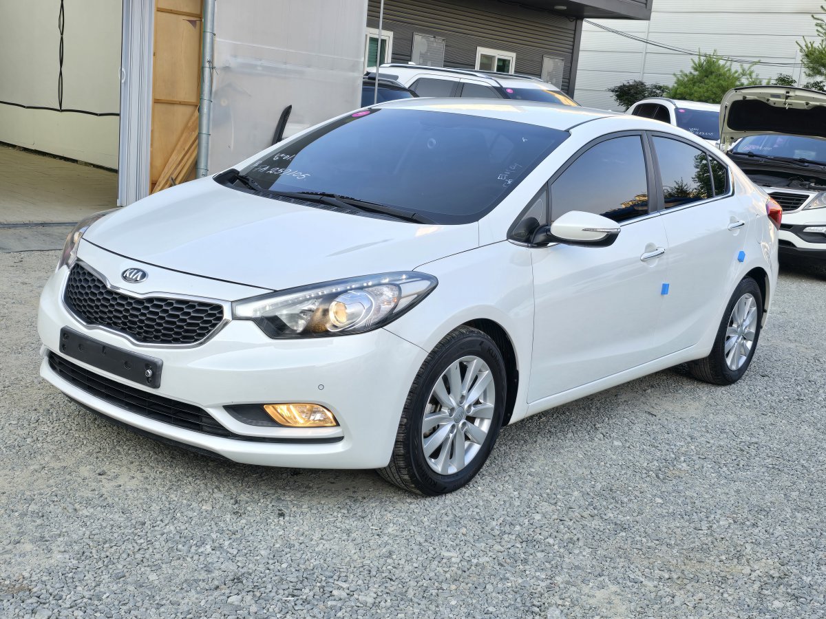 KIA K3