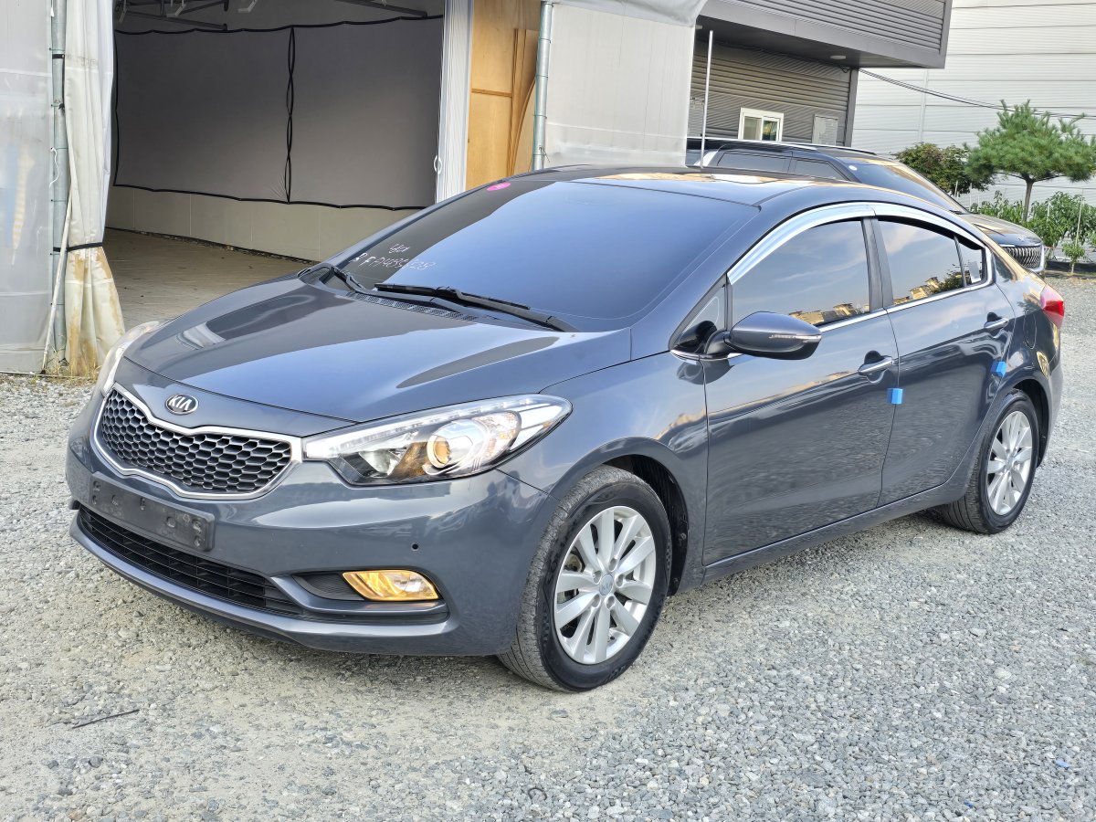 KIA K3
