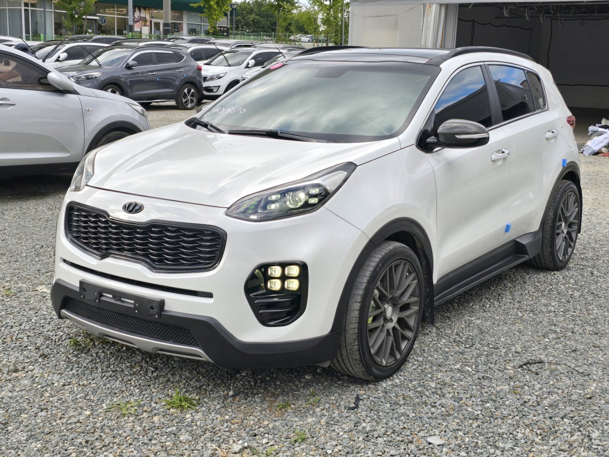 KIA SPORTAGE