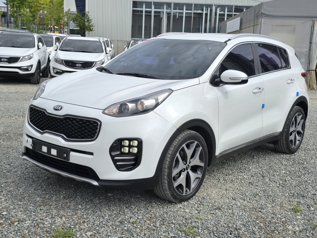 KIA SPORTAGE