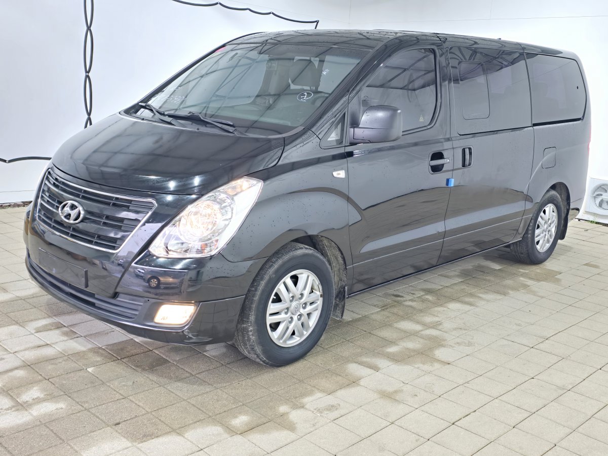 HYUNDAI G.STAREX