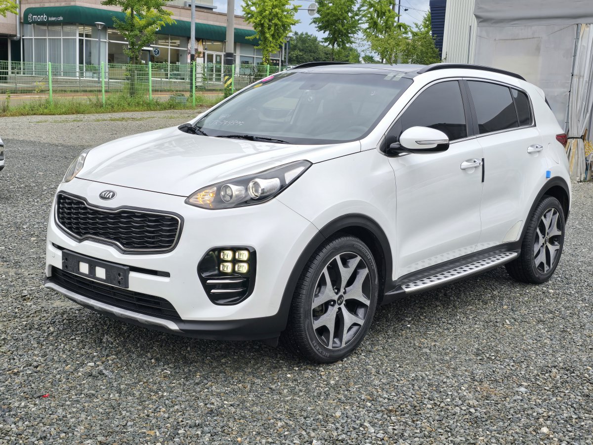 KIA SPORTAGE