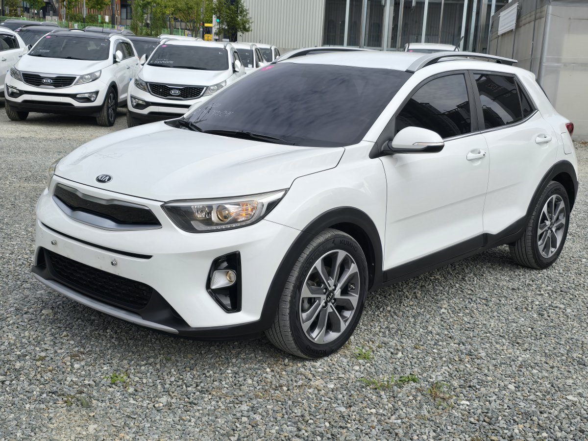 KIA STONIC