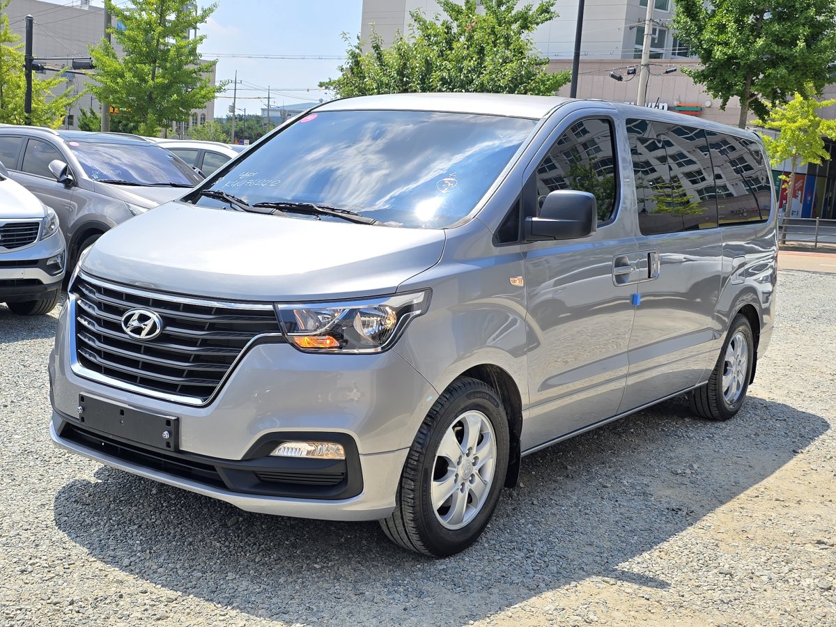 HYUNDAI G.STAREX