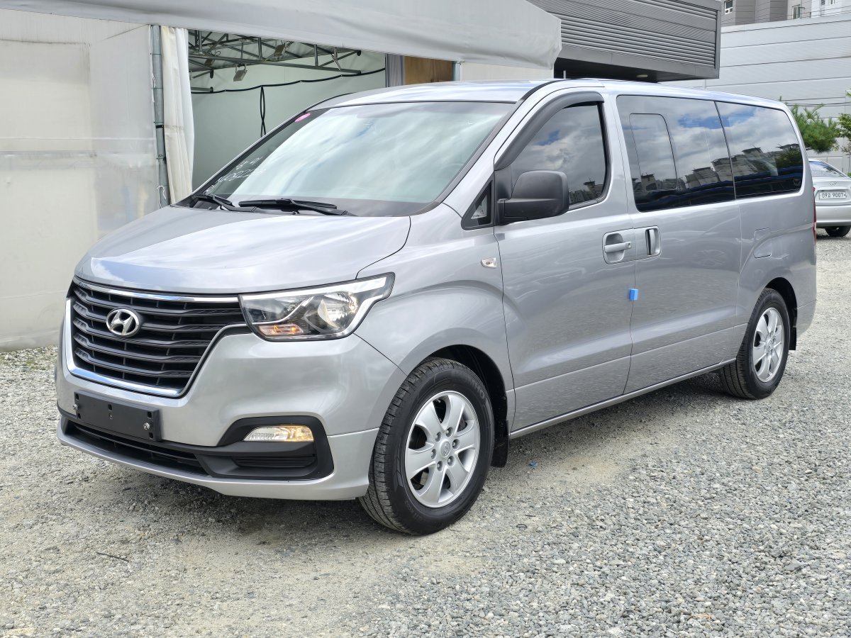 HYUNDAI G.STAREX