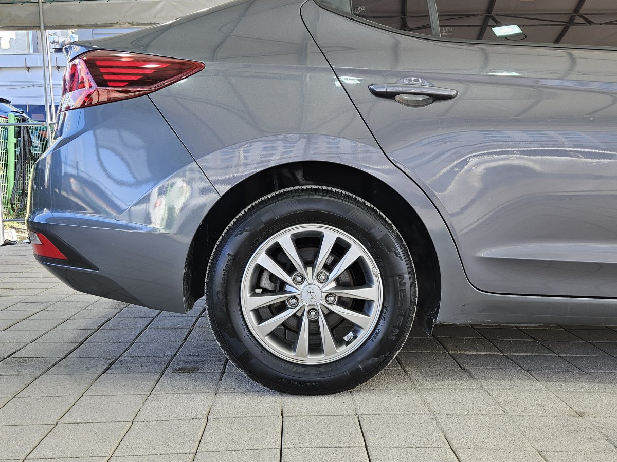 Detalles del Vehiculo